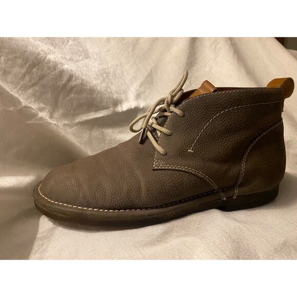 GENTLE SOULS Taupe Gray Brown Kenneth Cole Albert Chukka Mens 9.5 Ankle Boots - Picture 2 of 7